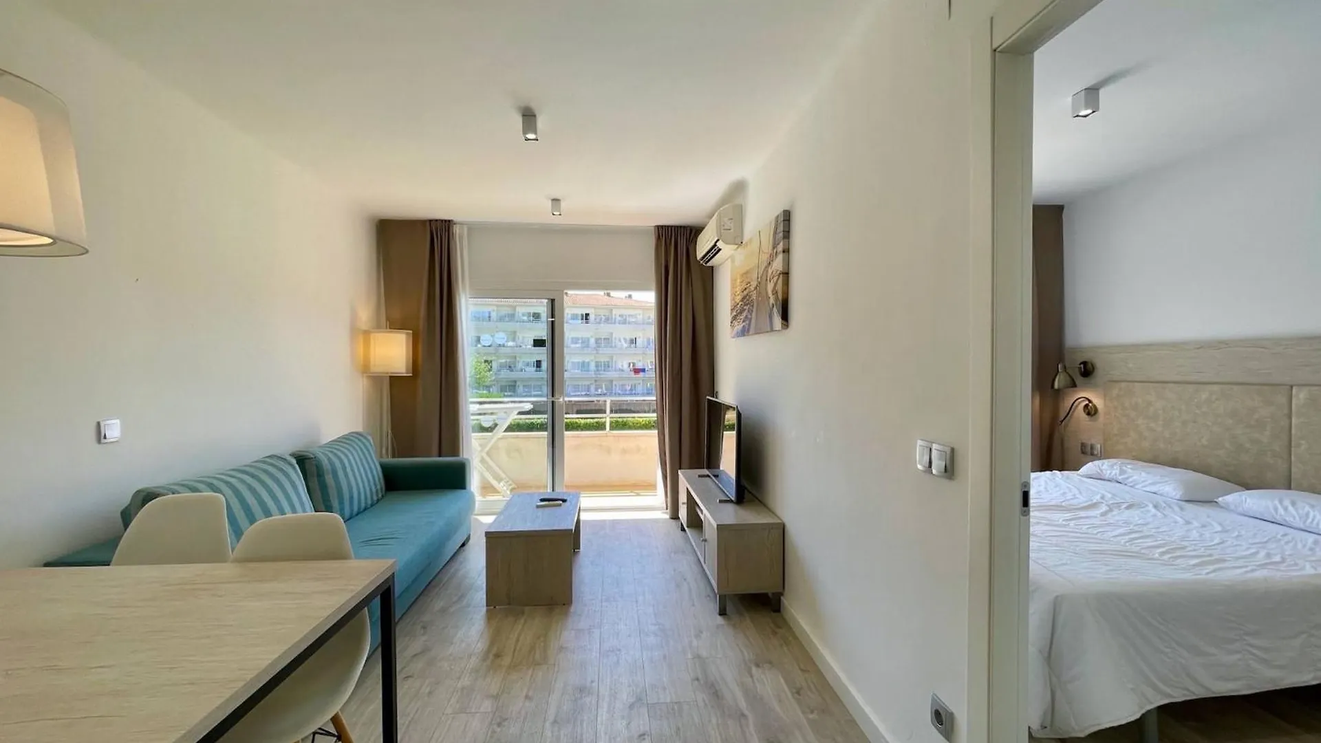 The Apartment In Estartit 4 Person L'Estartit
